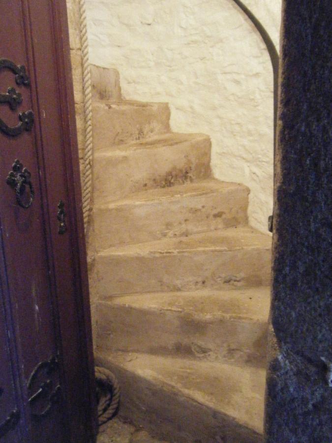 Welsh Gatehouse, Historic Castle Which Can Cater For Electric Vehicle Mathern 外观 照片